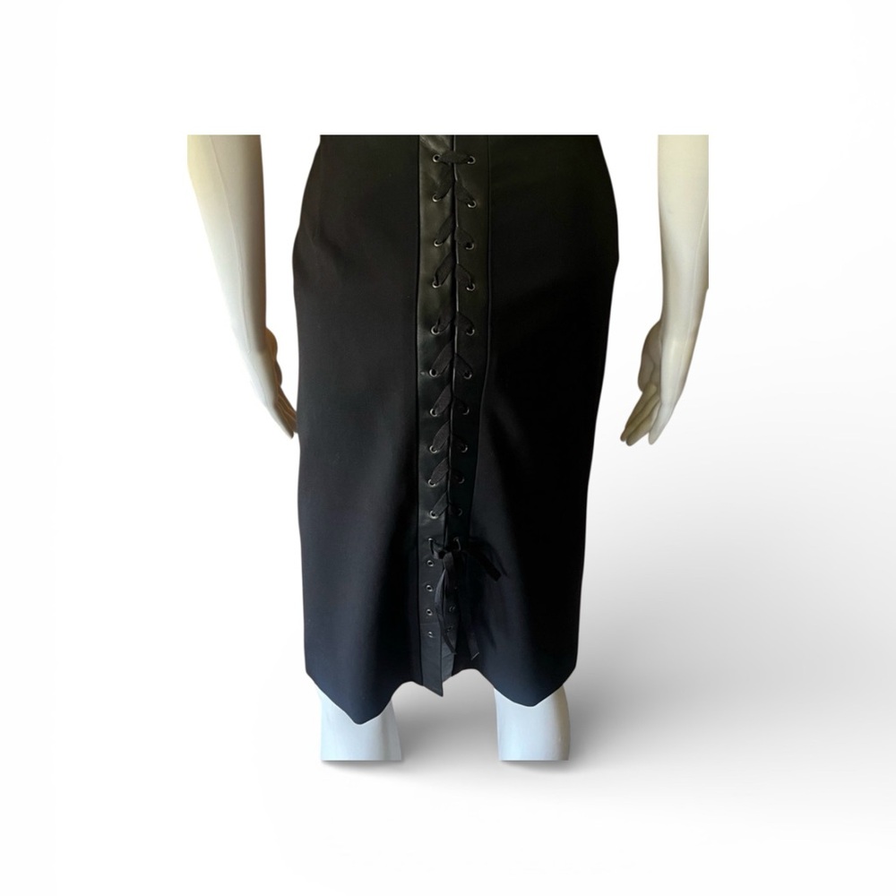 BCBGMaxAzria Black Pencil Skirt Knee-Length With Lace Up Back